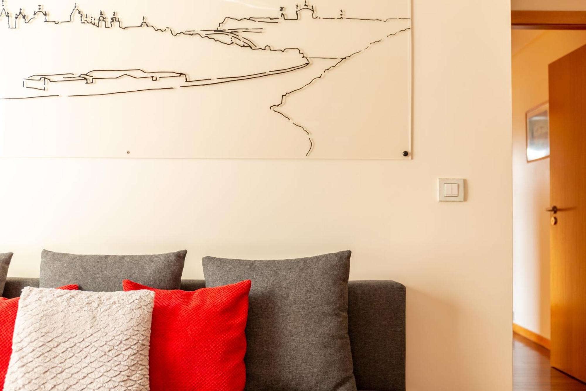 Francos Relaxing Apartment By The Metro Porto Exterior foto